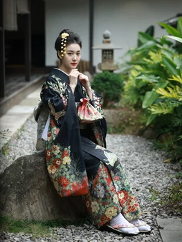 Женское японское традиционное кимоно Великолепного черного цвета с цветочным принтом, Классический костюм Юката с длинным рукавом для косплея, платье для выступлений